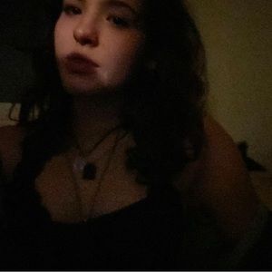 Meet your Posher, Maya